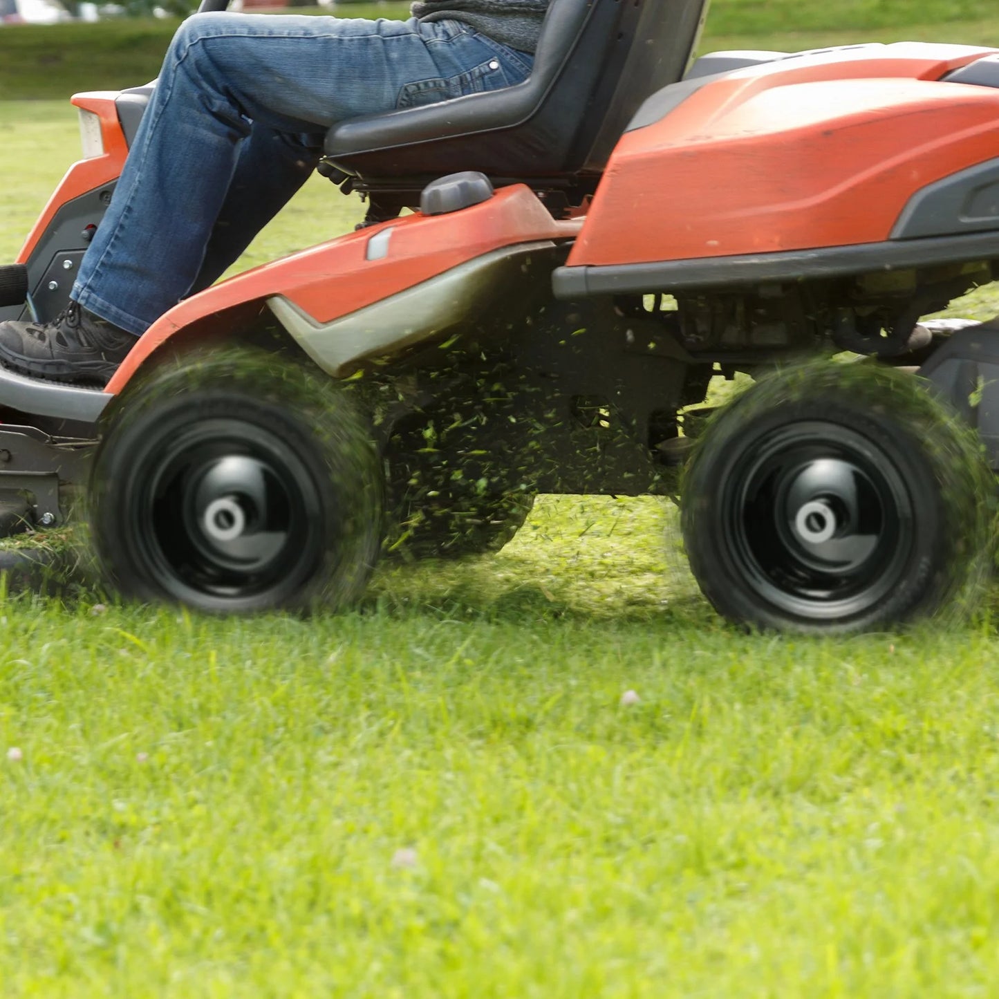 VEVOR Lawn Mower Tires with Rim, 11X4-7 Tubeless Tractor Tires, 2-Pack Tire and Wheel Assemby, Flat-Free PU Tire, 3.4 Centered Hub, 3/4 Bushing Size, 20 PCS Adapters for Riding Mowers Lawn Tractors