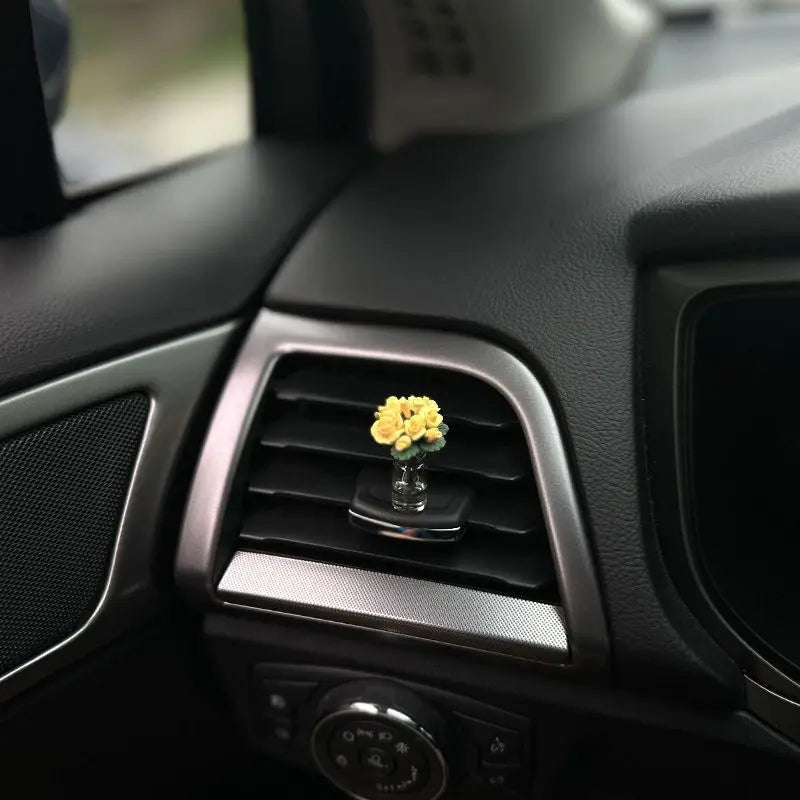 Cute Car Interior Decoration Mini Rose Sunflower Vase Auto Center Console Decoration Ornaments for Car Gifts Accessories